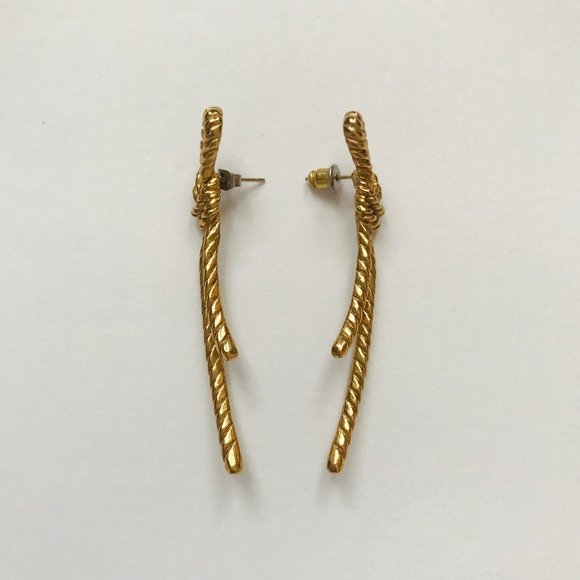 🌼 🌻 🌸 Gold-Toned Rope Pierced Earrings - Picture 3 of 5